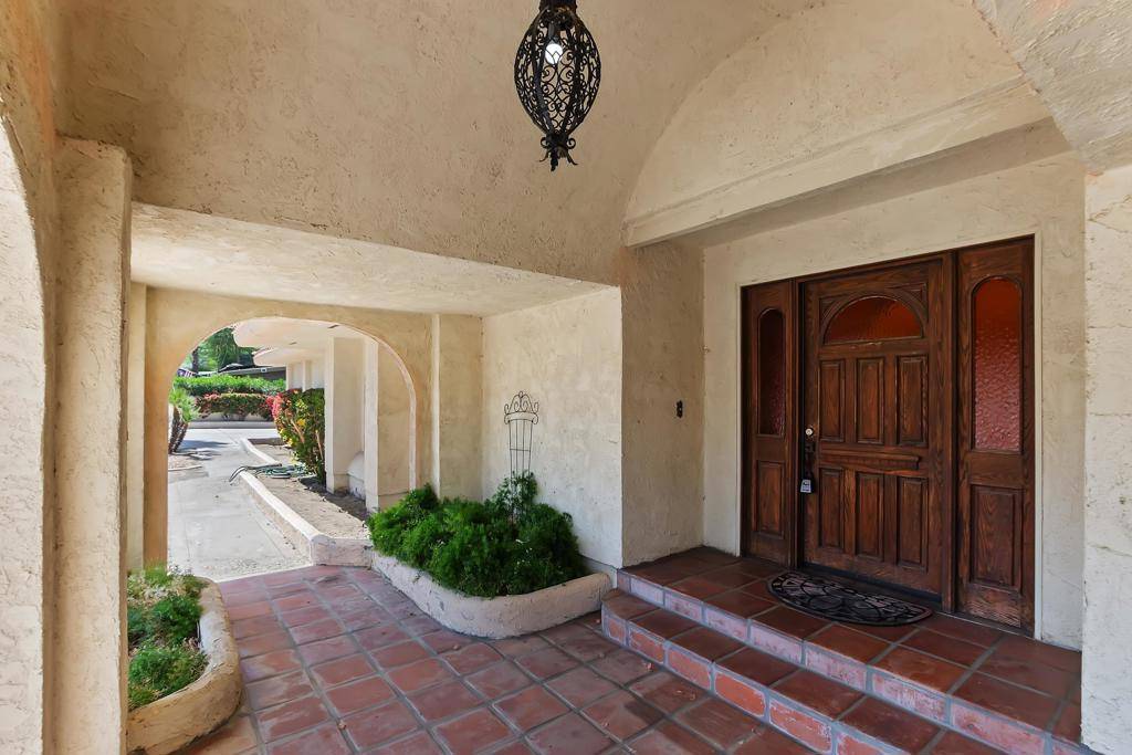 Palm Desert, CA 92260,73306 Juniper ST
