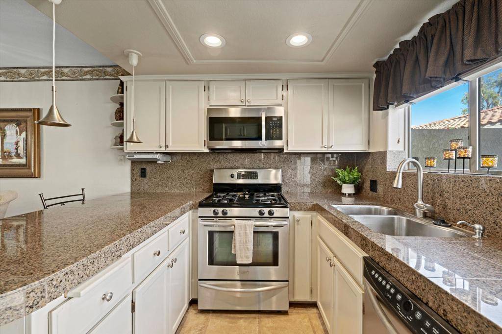 Palm Desert, CA 92211,416 Tava LN