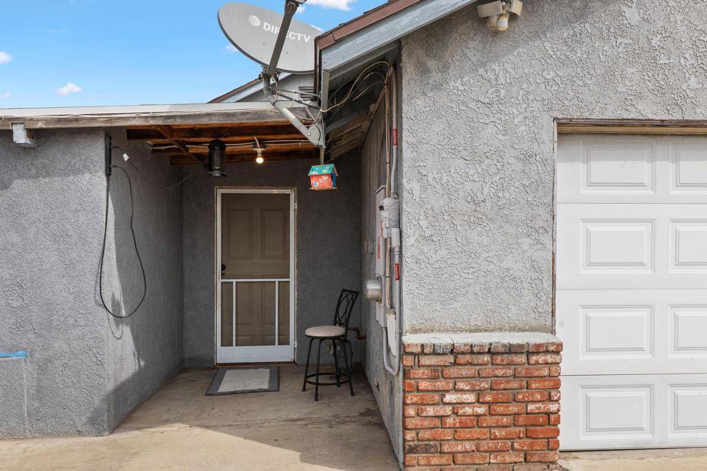 Fontana, CA 92336,7450 Cypress AVE