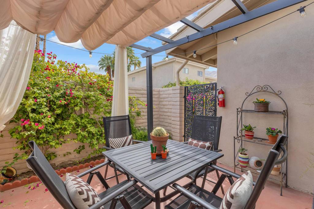 Rancho Mirage, CA 92270,69850 Highway 111 #56