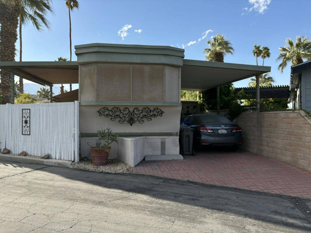 Rancho Mirage, CA 92270,70260 Hwy 111 #42