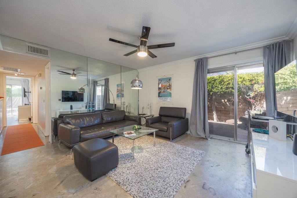 Palm Springs, CA 92262,1181 Sunflower LN