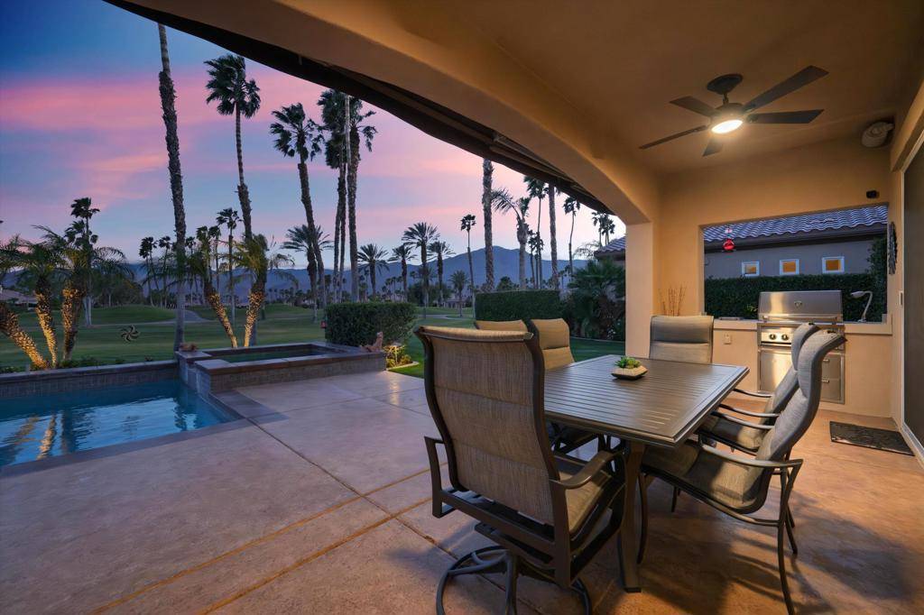 La Quinta, CA 92253,81265 Golf View DR