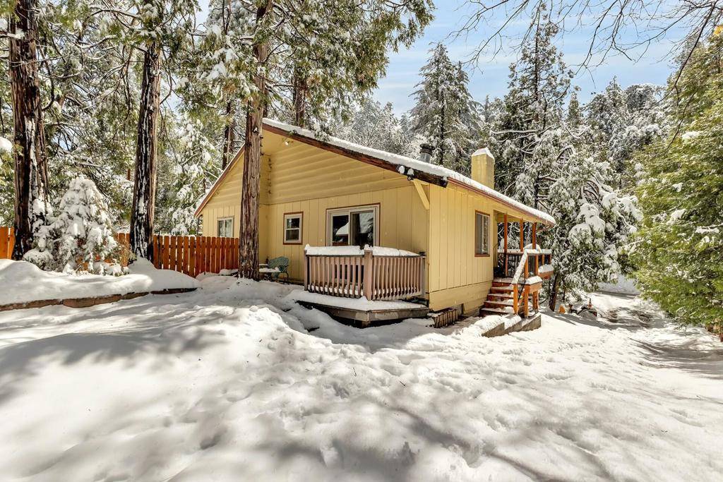 Idyllwild, CA 92549,52660 Sylvan WAY