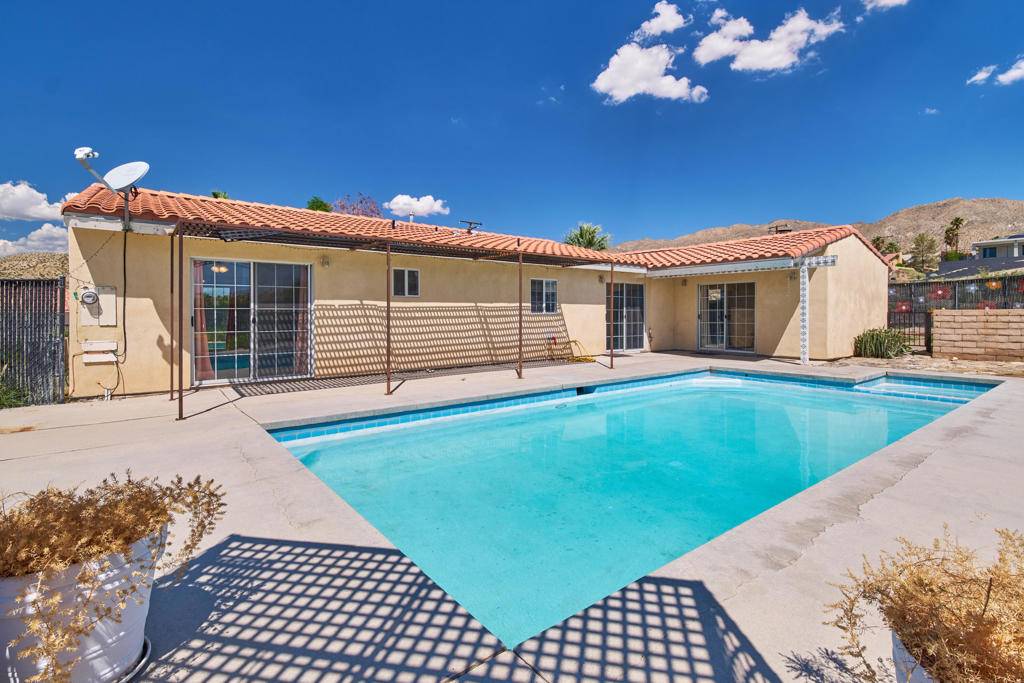 Desert Hot Springs, CA 92240,9464 Valencia DR