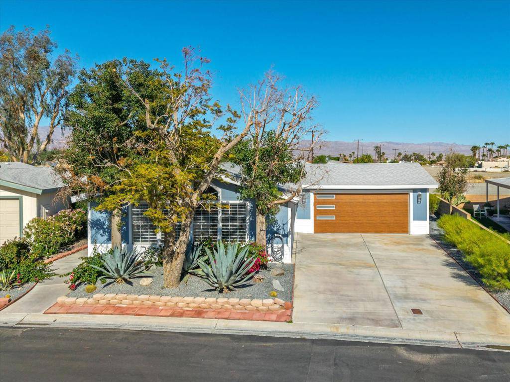Indio, CA 92201,47726 San Salvador