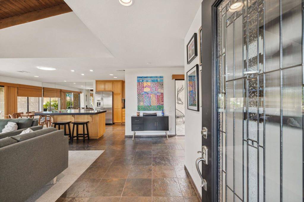 Palm Desert, CA 92260,48942 Canyon Crest LN