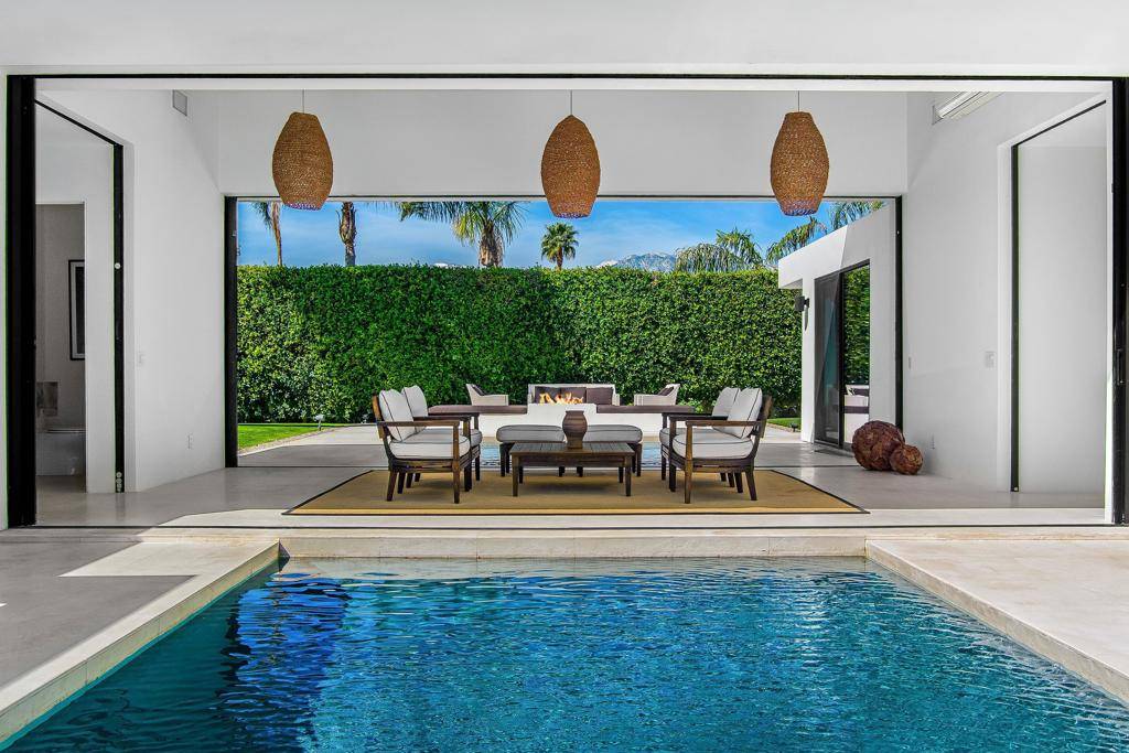 Rancho Mirage, CA 92270,70880 Windsor CIR