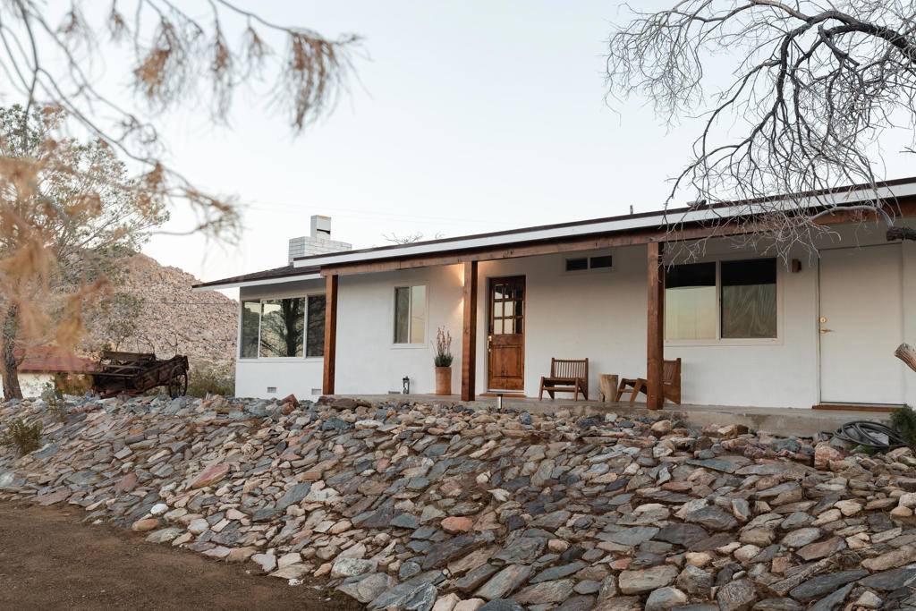 Joshua Tree, CA 92252,61877 Crest Circle DR