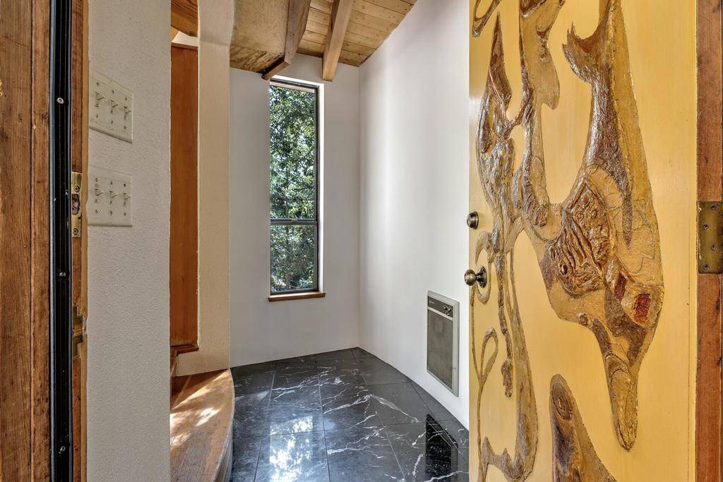 Idyllwild, CA 92549,55283 Pine Crest