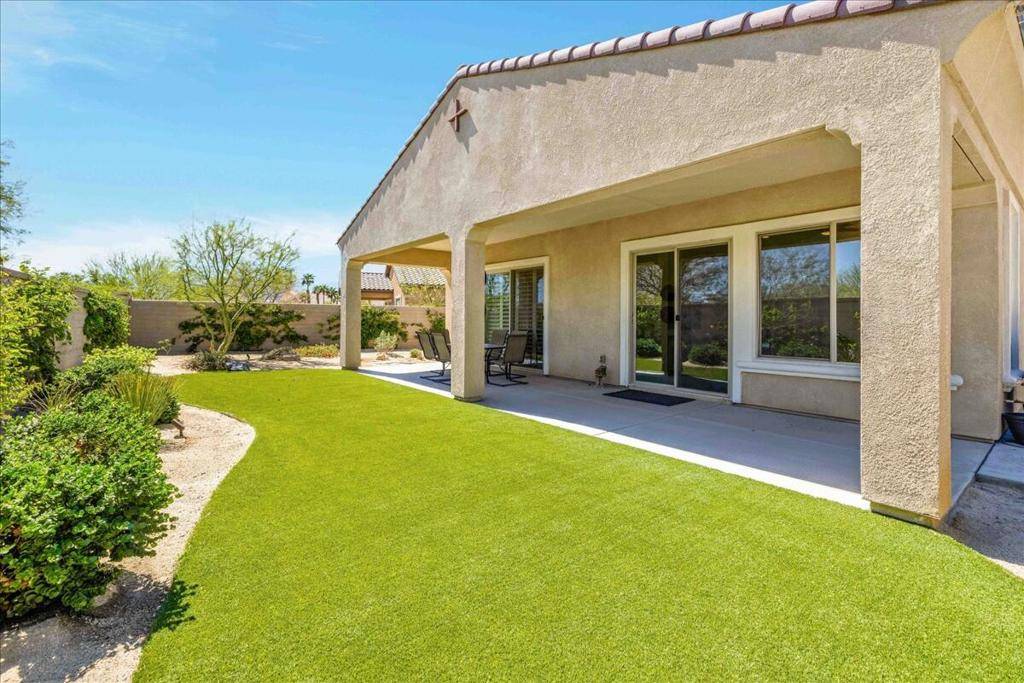 Rancho Mirage, CA 92270,57 Syrah