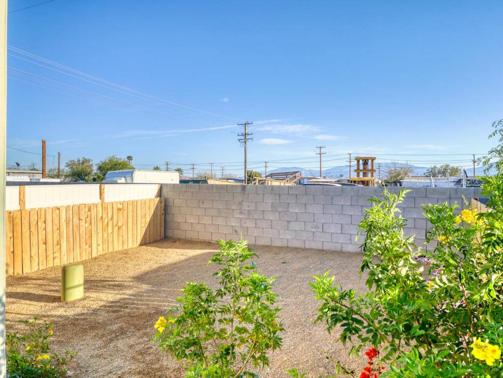 Desert Hot Springs, CA 92240,15685 Palm Dr #30