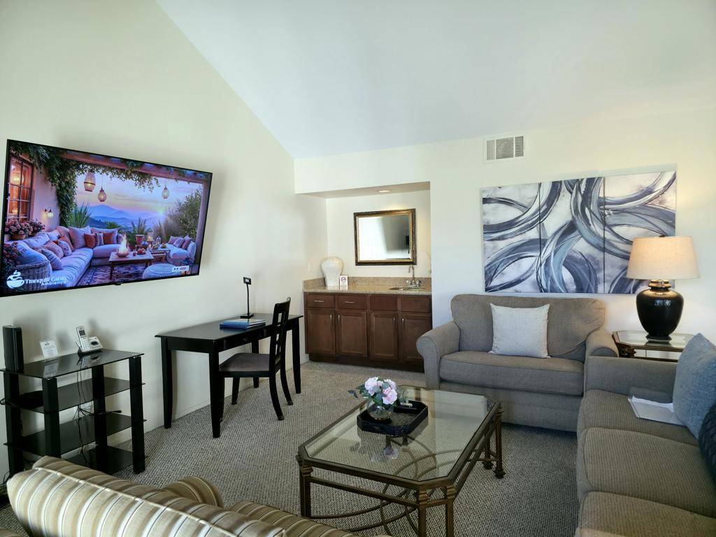 Palm Desert, CA 92211,43712 Avenida Alicante #2