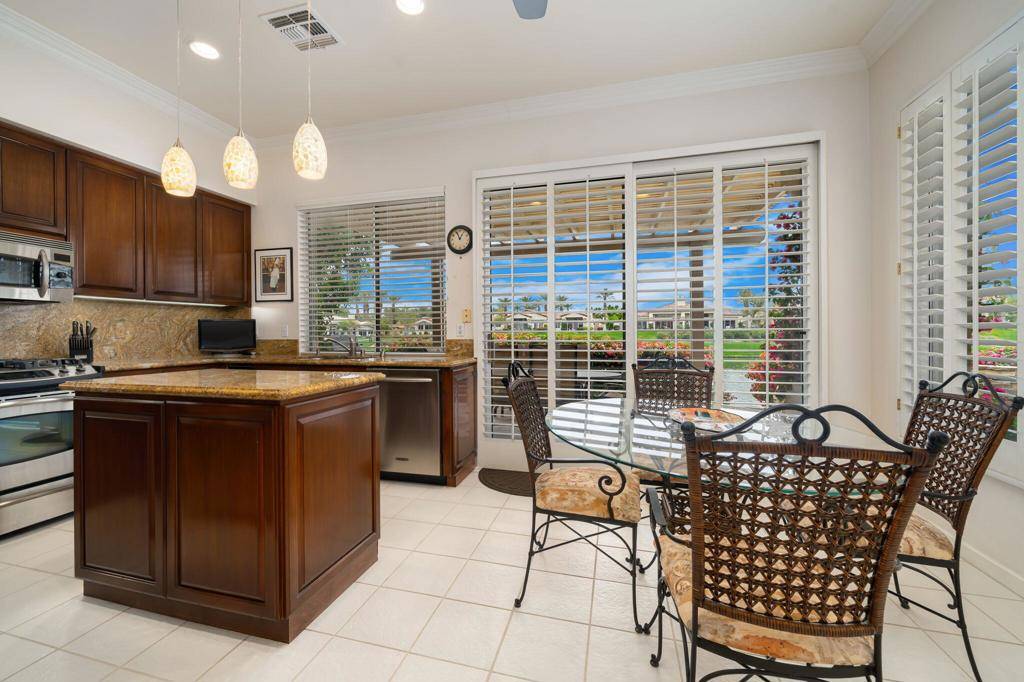 Palm Desert, CA 92211,865 Box Canyon TRL