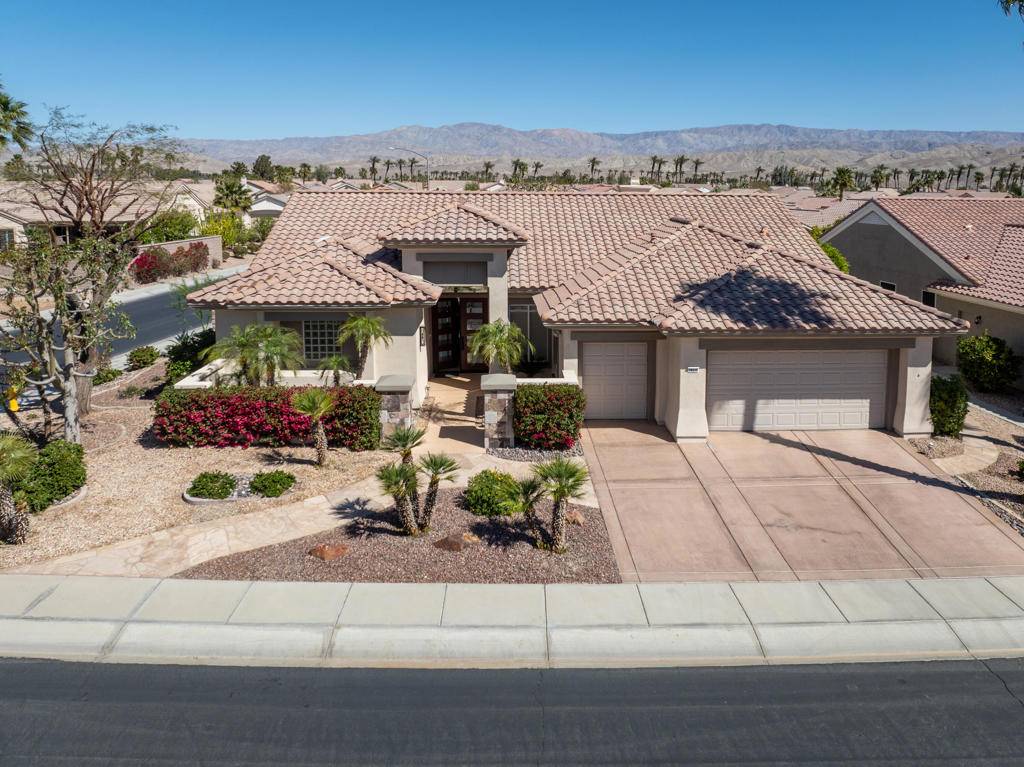 Palm Desert, CA 92211,78210 Gray Hawk DR
