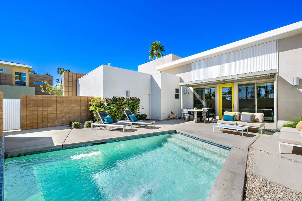 Palm Springs, CA 92264,970 Oceo CIR S