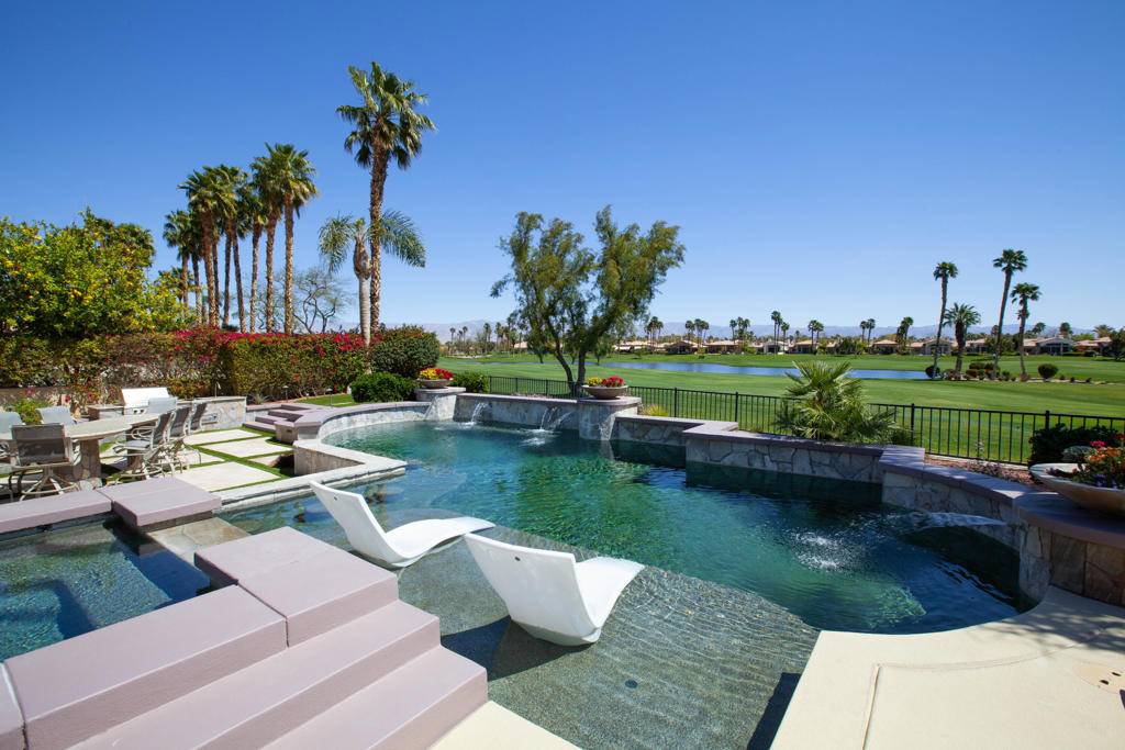 La Quinta, CA 92253,49568 Via Conquistador