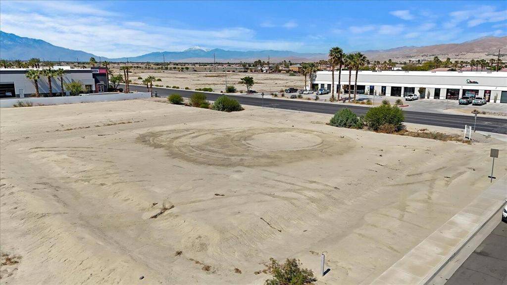 Indio, CA 92203,12345 Caspian ST