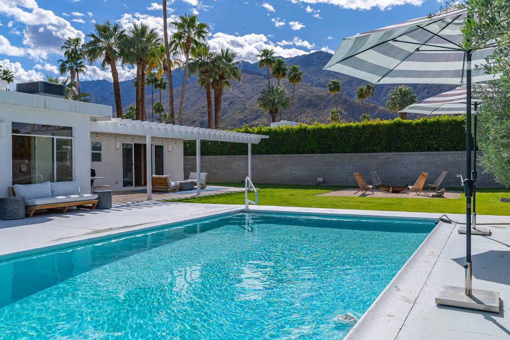 Palm Springs, CA 92264,1022 E Mesquite AVE
