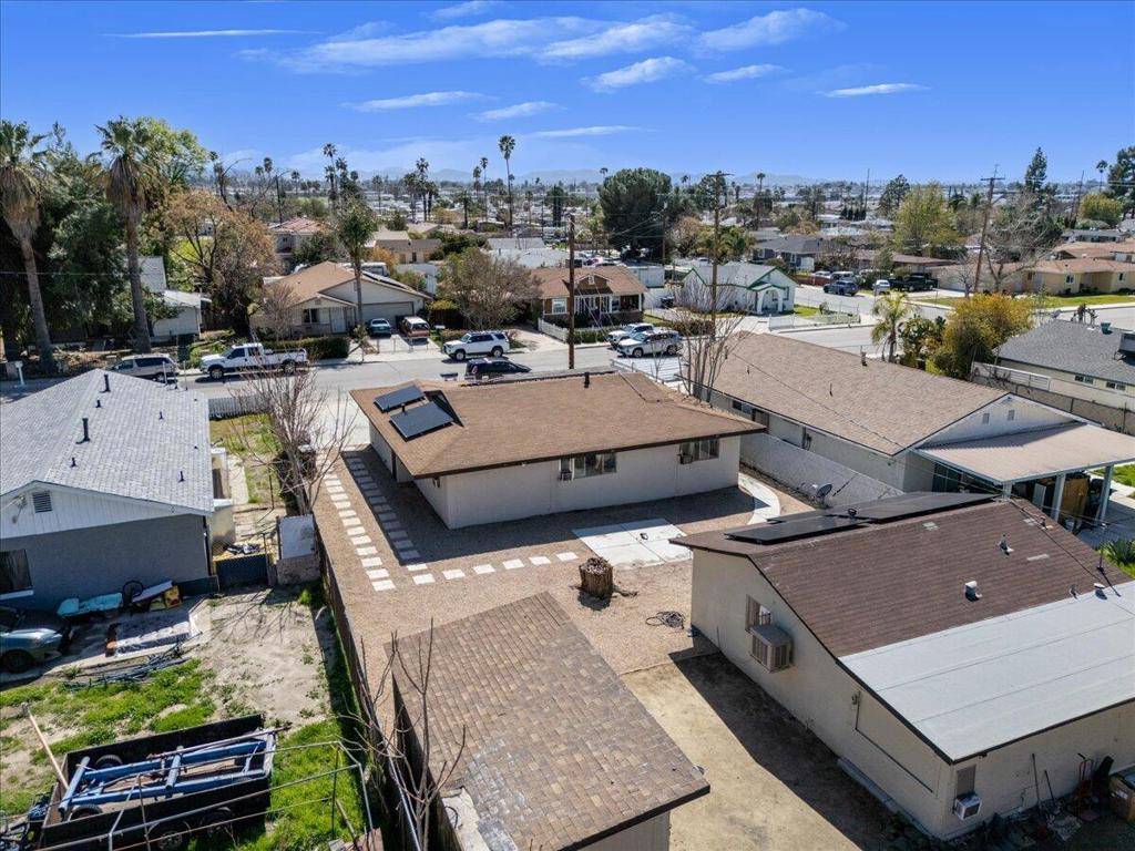 San Jacinto, CA 92583,249 & 255 W 6th ST