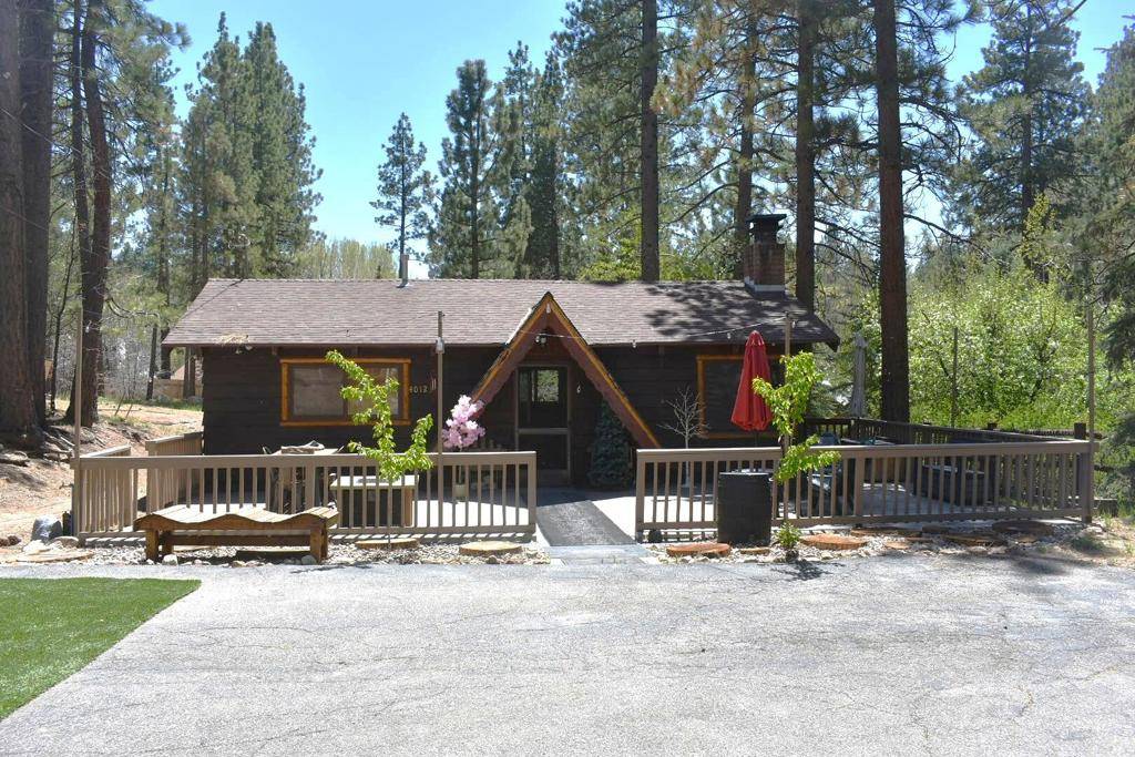 Big Bear, CA 92315,40123 Hillcrest DR