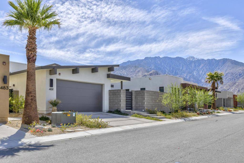 Palm Springs, CA 92262,461 Fountain DR