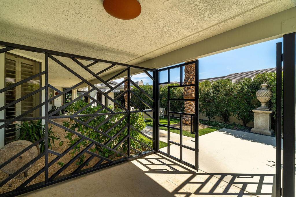 Rancho Mirage, CA 92270,61 Mayfair DR