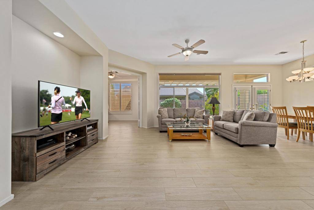 Palm Desert, CA 92211,78270 Quail Run