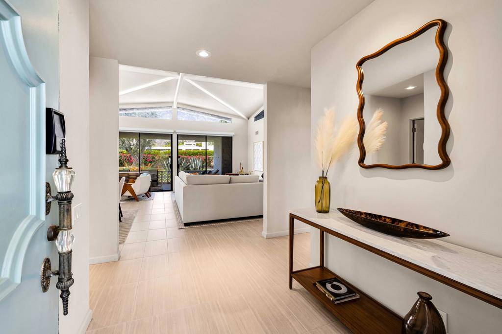 Palm Springs, CA 92264,2331 Paseo Del Rey