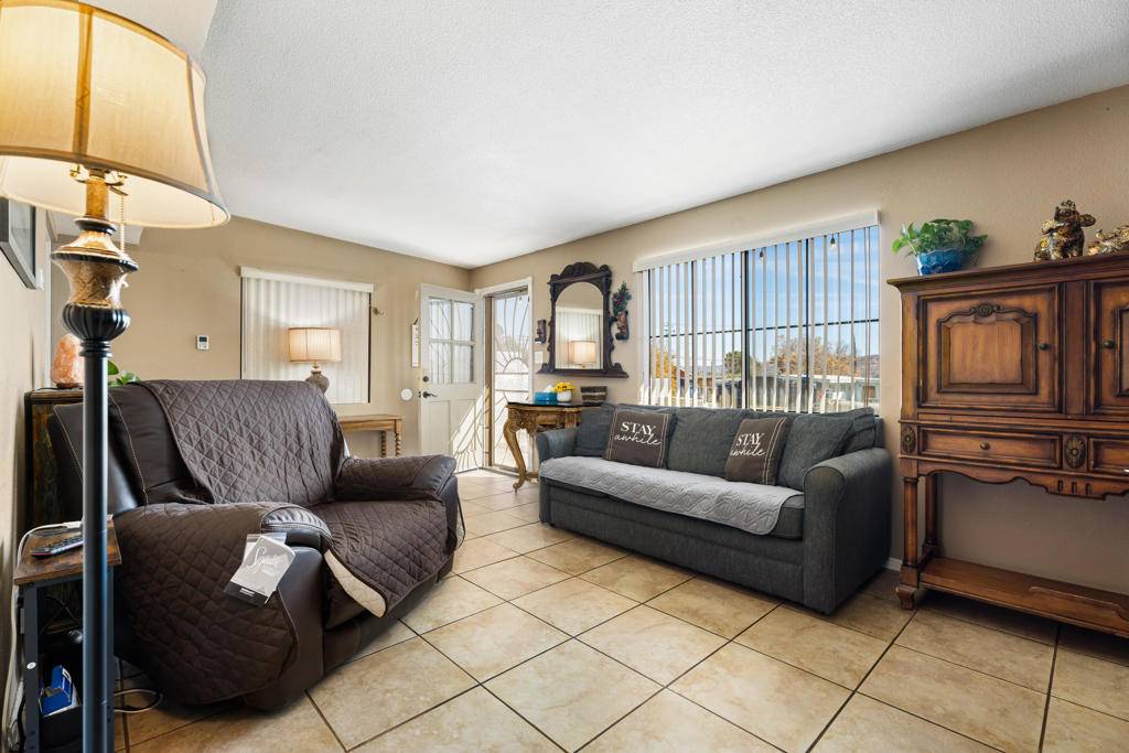 11002 Knobb AVE Morongo Valley, CA 92256