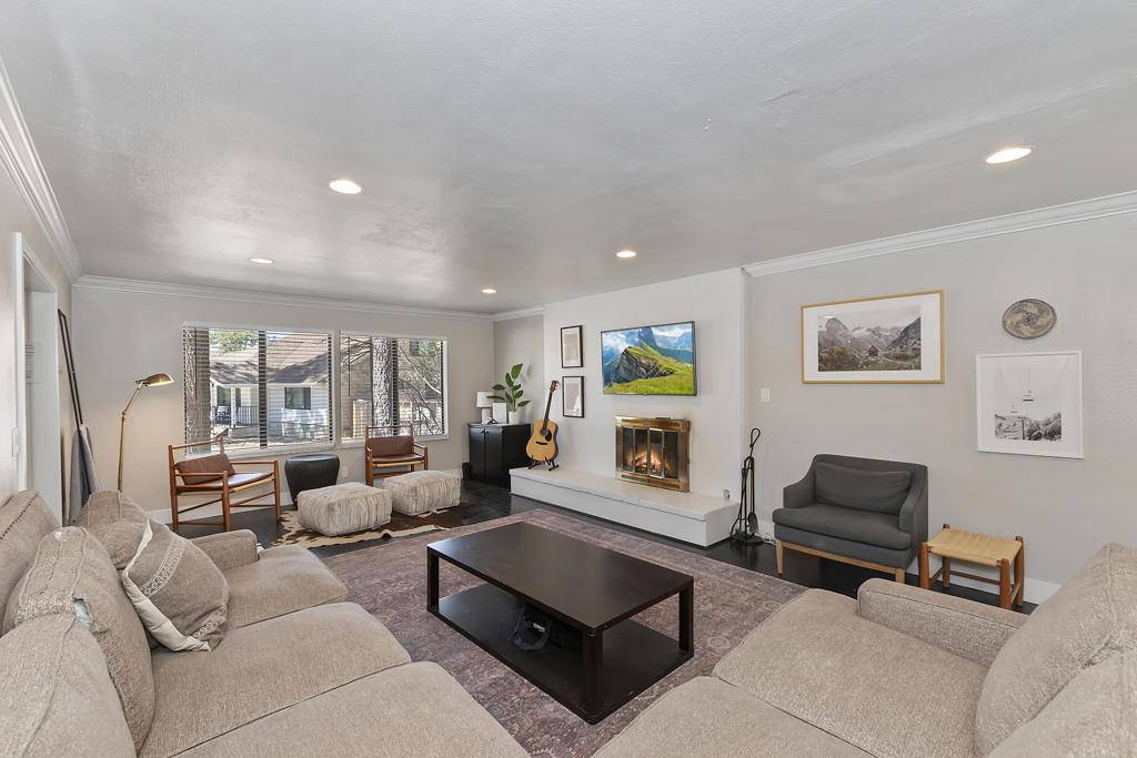 Big Bear, CA 92315,271 Bluebird CT