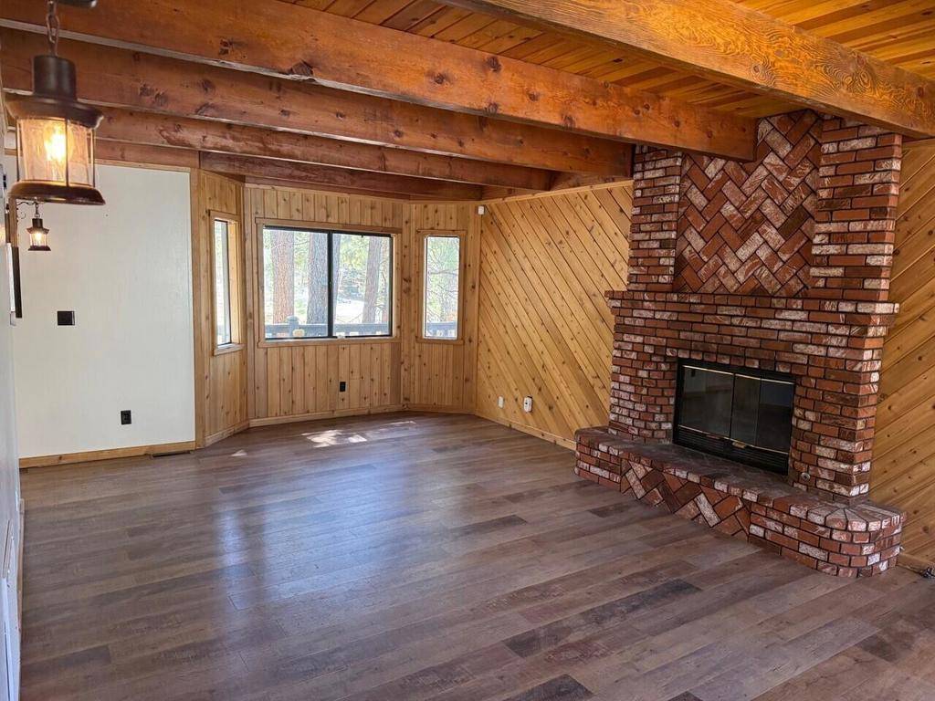 41815 Brownie LN Big Bear, CA 92315