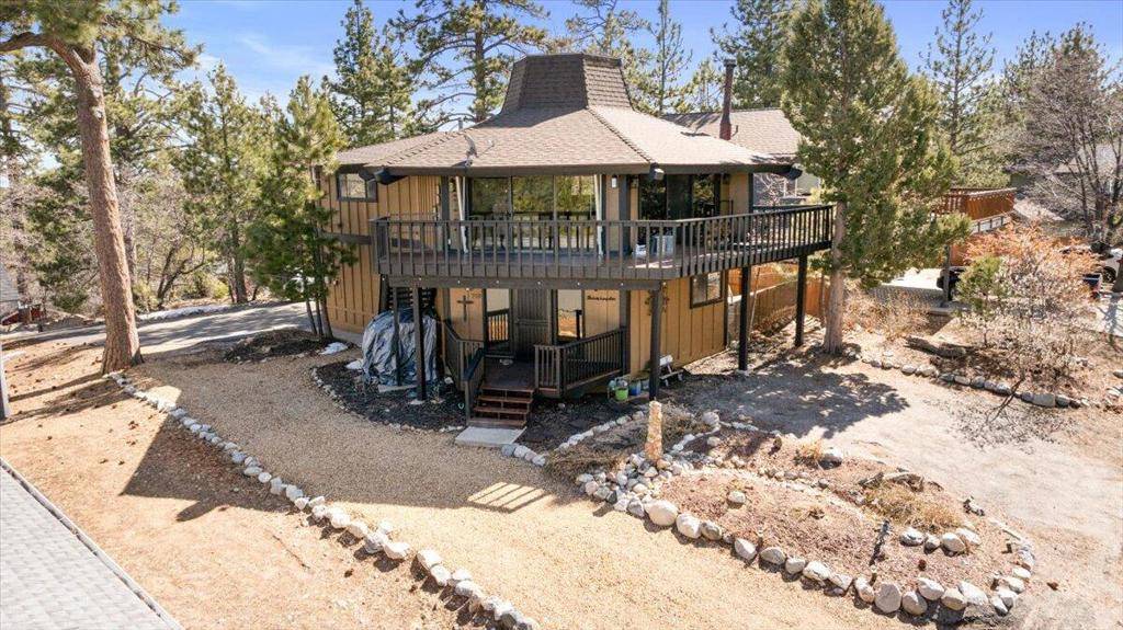 Big Bear, CA 92314,719 Villa Grove AVE