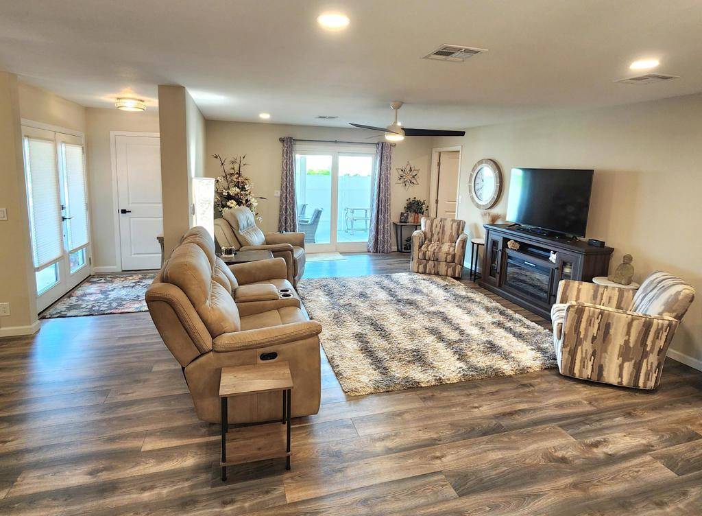 Palm Desert, CA 92260,38194 Pigeon Springs DR