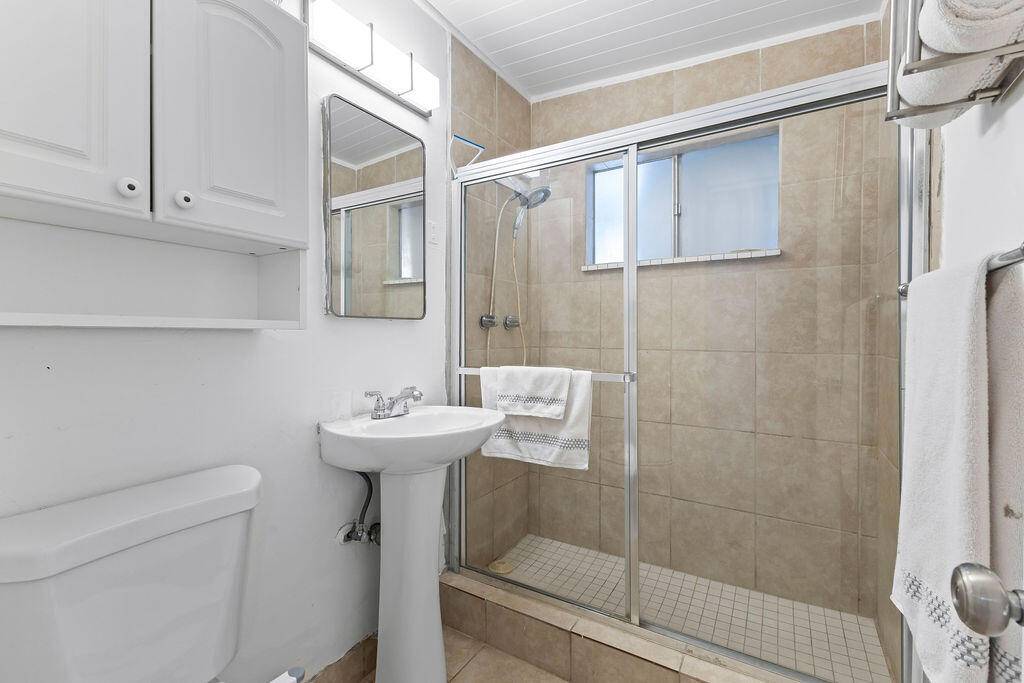9229 Lanning LN Morongo Valley, CA 92256