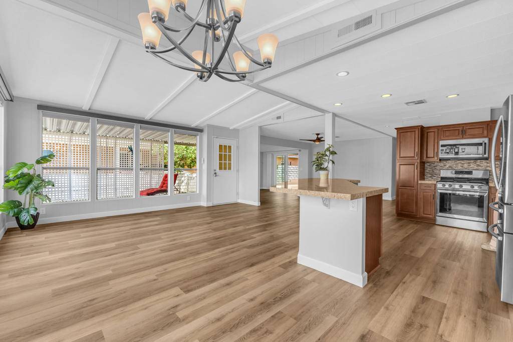 Palm Desert, CA 92260,74592 Nevada CIR E