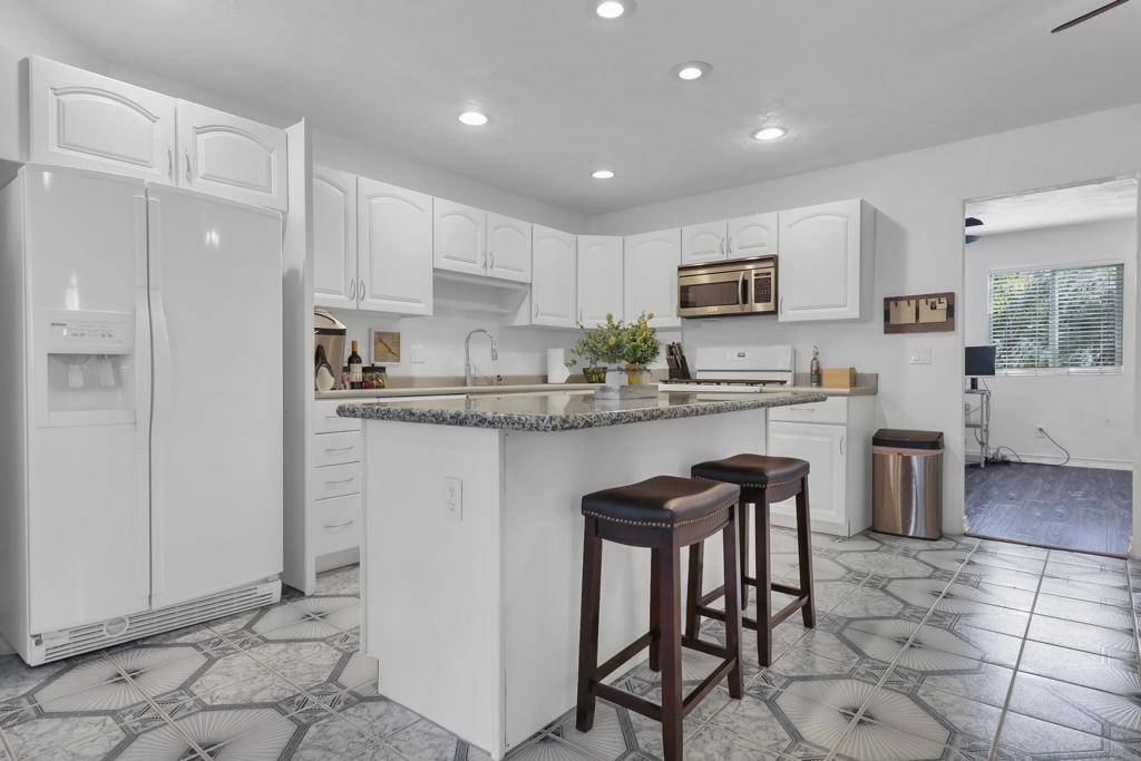 Palm Desert, CA 92260,73160 Guadalupe AVE