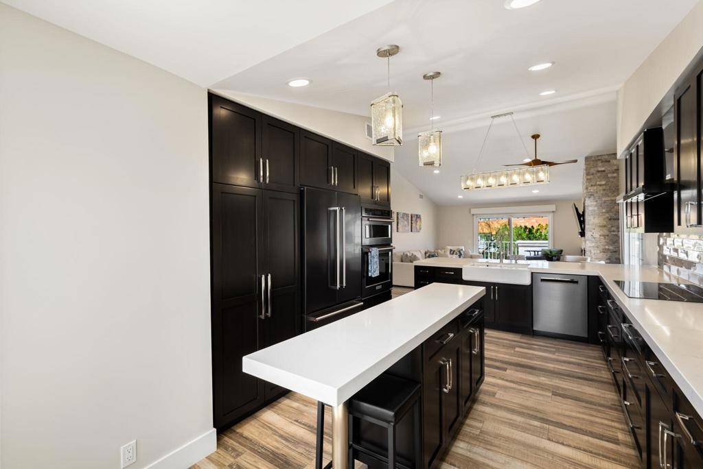 Palm Desert, CA 92211,291 Vista Royale CIR W