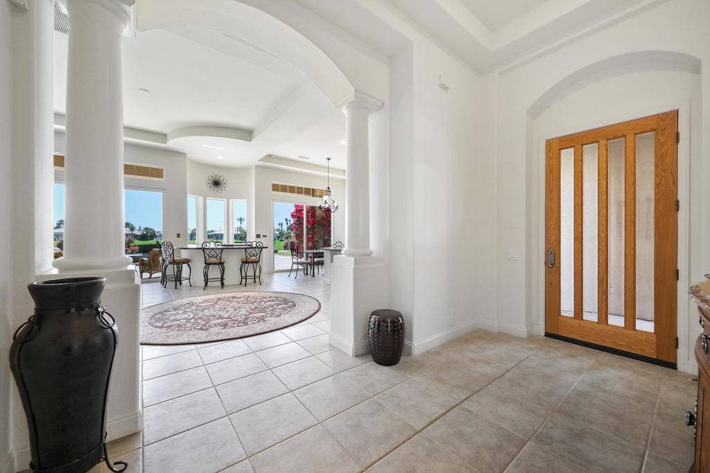 La Quinta, CA 92253,51686 Via Sorrento