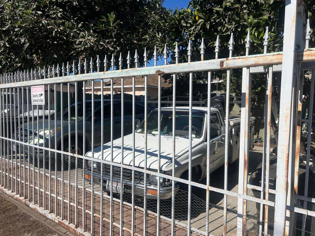 Los Angeles, CA 90047,2016 W Manchester AVE