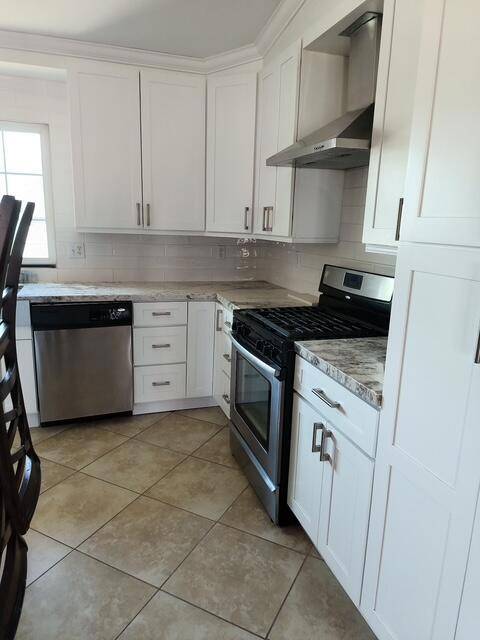 Thousand Palms, CA 92276,31340 Desert Palm DR