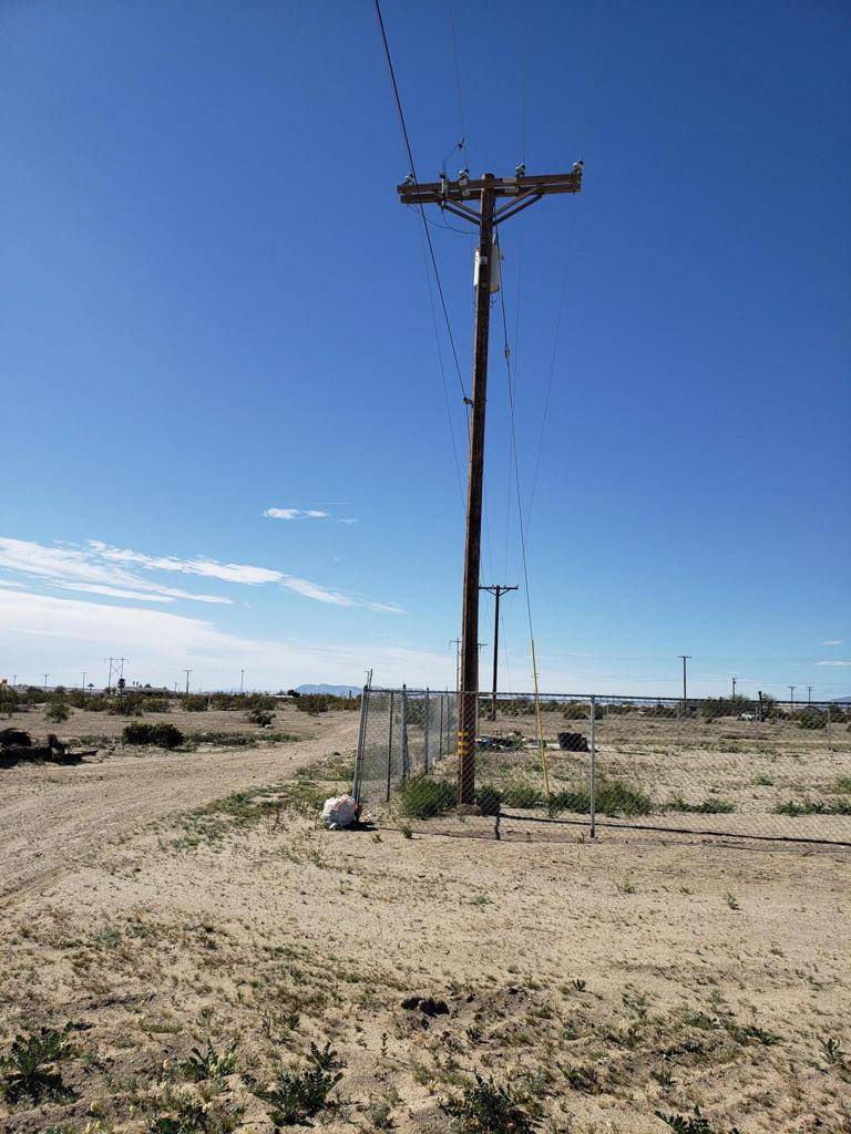Thermal, CA 92274,2328 Marina DR