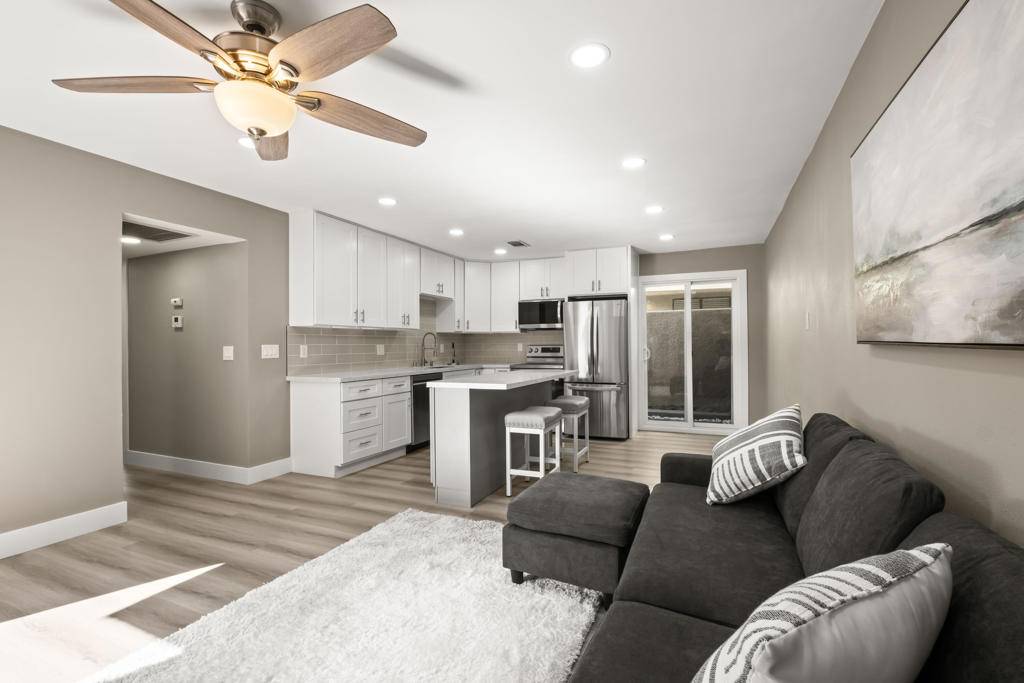 Palm Springs, CA 92262,414 Bradshaw LN #64