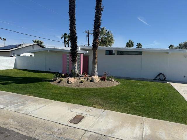 Palm Springs, CA 92262,2218 N San Antonio RD
