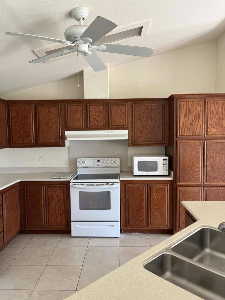Palm Desert, CA 92260,73 153 Lone Mt Lane LN