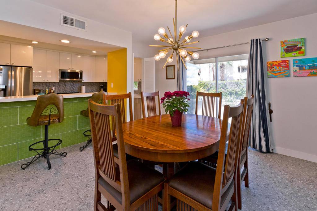 Palm Springs, CA 92264,1810 Sandcliff RD