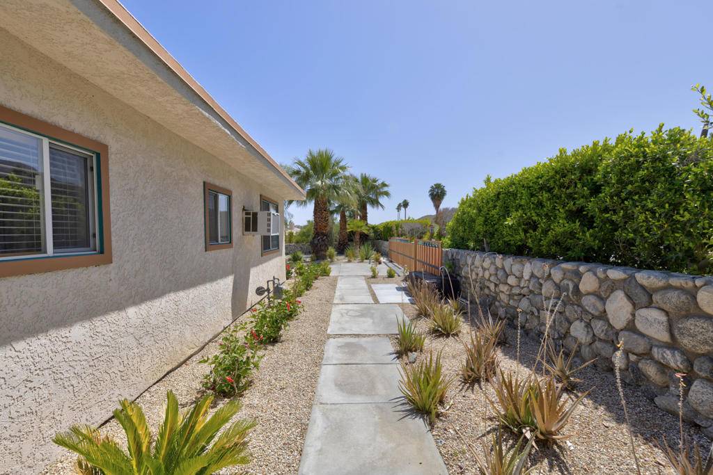 Cathedral City, CA 92234,68286 Grandview AVE