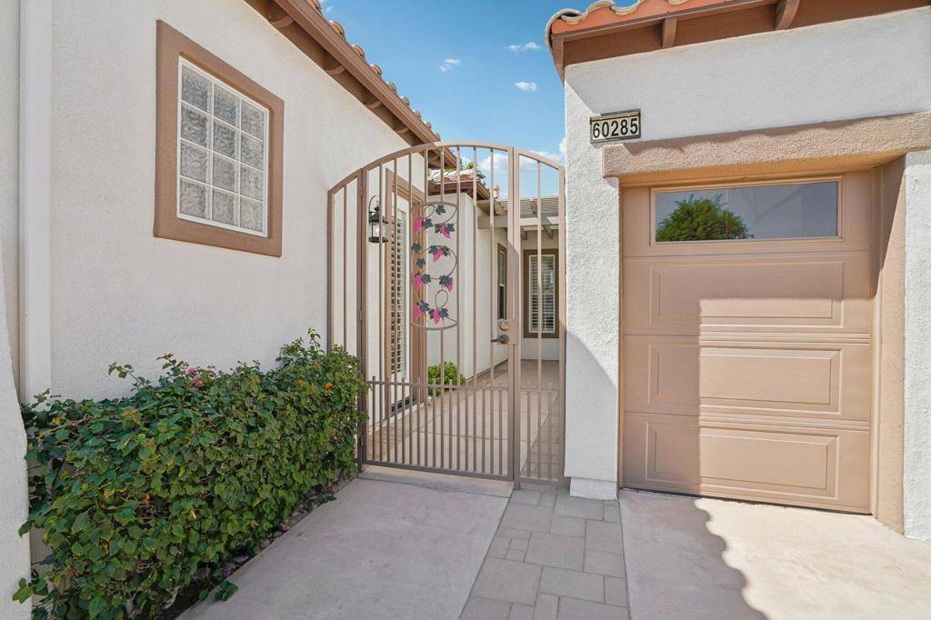 La Quinta, CA 92253,60285 Sweetshade LN