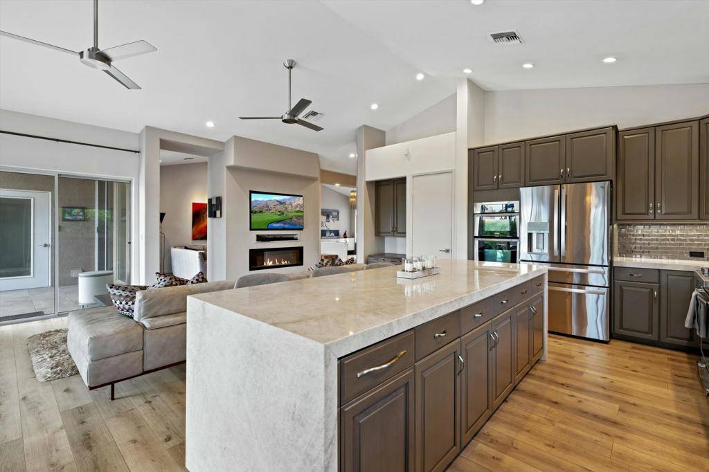 Palm Desert, CA 92260,73112 Bel Air