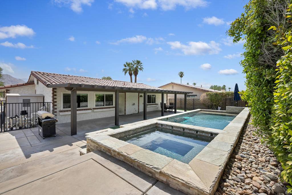 Palm Desert, CA 92211,76826 California DR